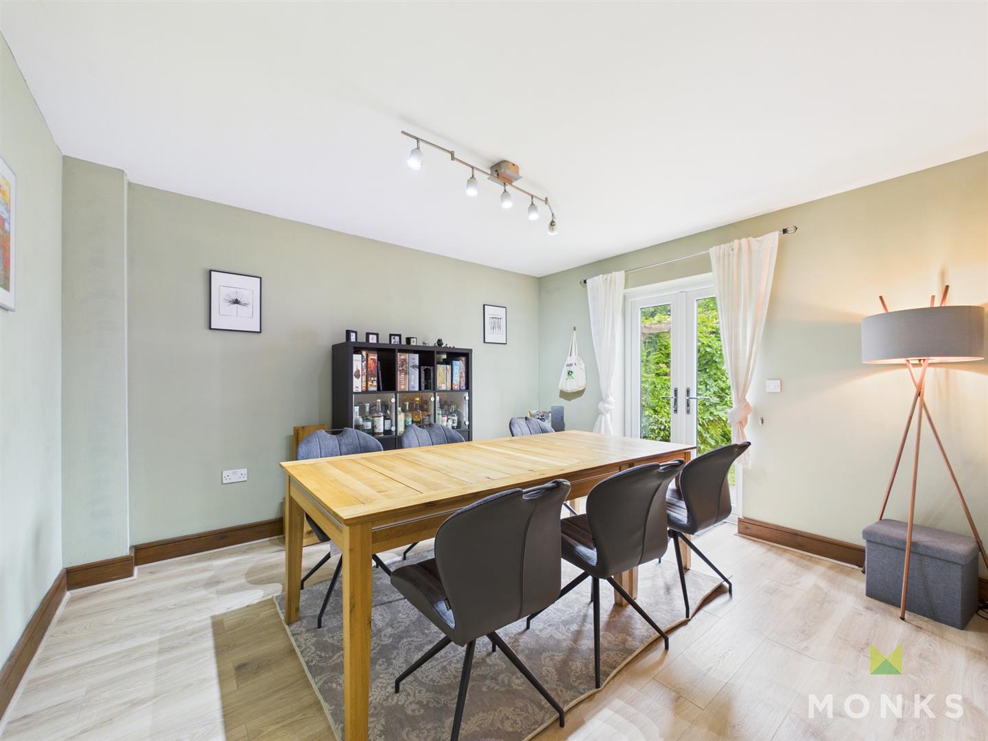 1 Oswalds Close, Oswestry, SY11 2TD For Sale 1 Oswalds Close, Oswestry, SY11 2TD For Sale